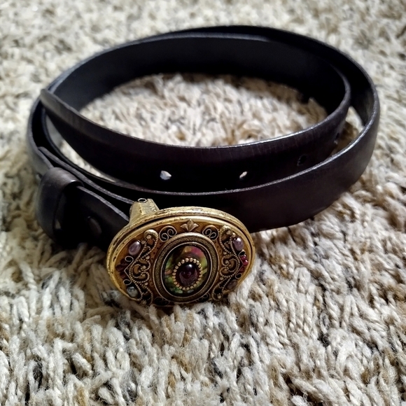 Michal Golan Abalone and Rhinestone Filigree buckle belt women's sz M - Picture 1 of 6